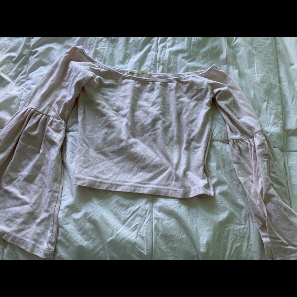 Light pink UO shirt